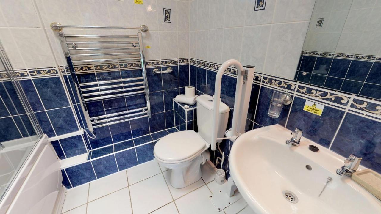 헤일 24 Strawberry Hill, Tolroy Manor 빌라 외부 사진